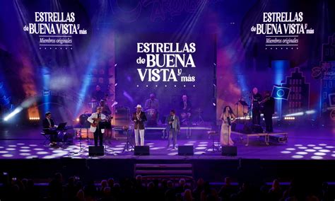 ¡El Concierto Estrellas de Primavera Ilumina Seúl con la Magia Musical de Uhm Jung-hwa!